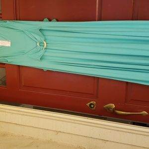 Stunning turquoise Liz Lange long Maxi Dress!